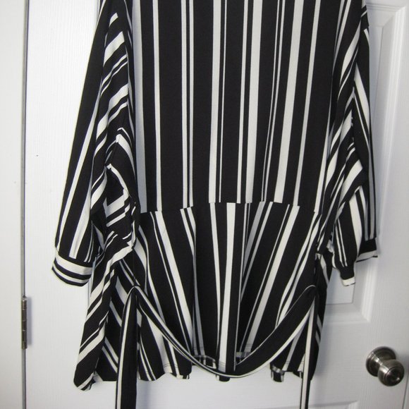 Wrap-front style, belted, 3/4 balloon sleeve, striped blouse - Picture 8 of 9